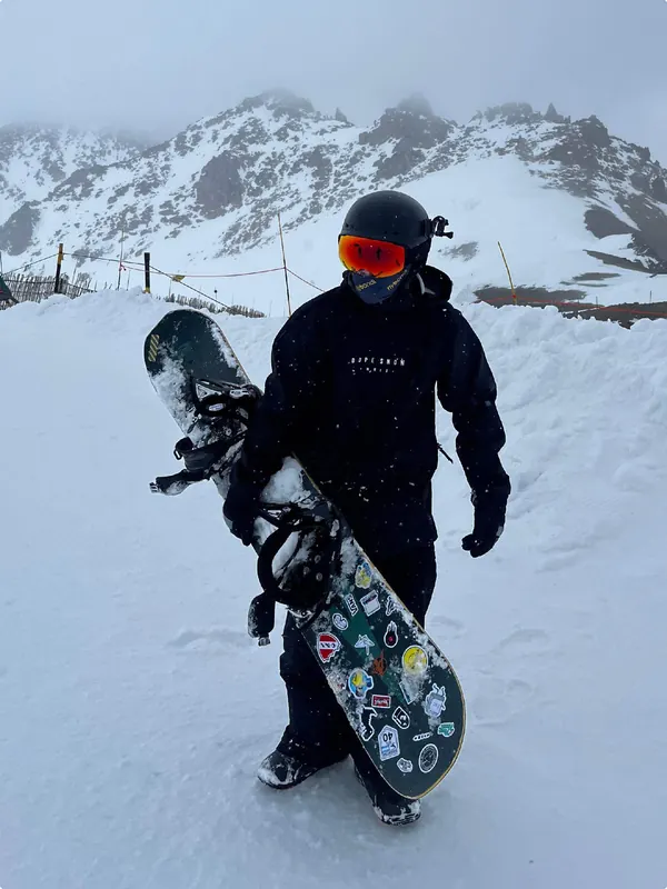 Tabla de nieve (snowboard) con stickers